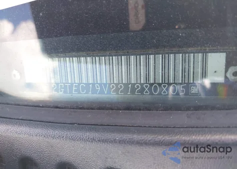 2002 GMC Sierra 1500 Sl z USA, uszkodzony, nr VIN 2GTEC19V221280805